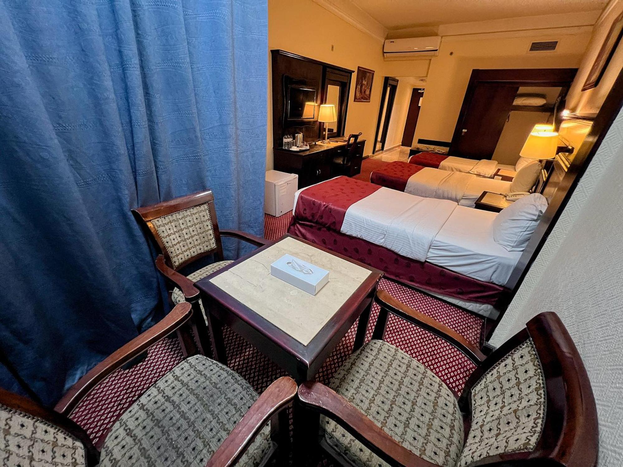 Claridge Hotel Dubaï Extérieur photo