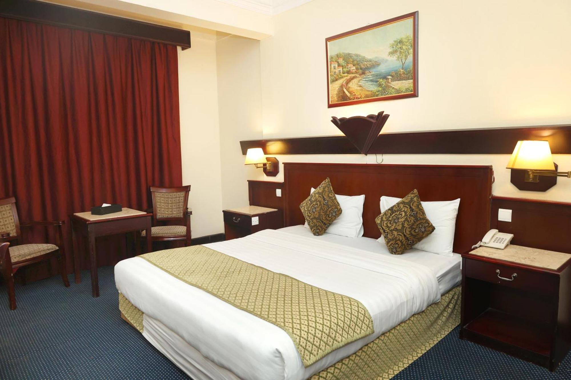 Claridge Hotel Dubaï Extérieur photo
