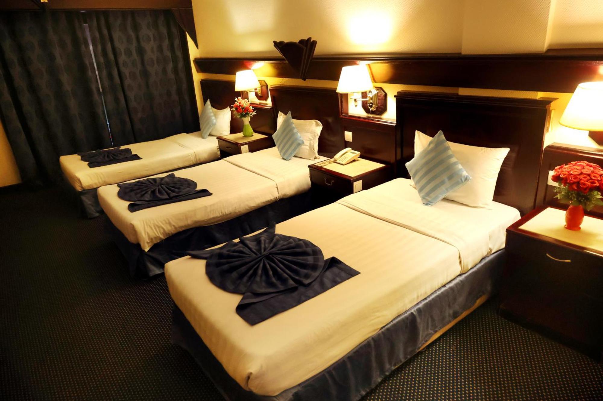 Claridge Hotel Dubaï Extérieur photo
