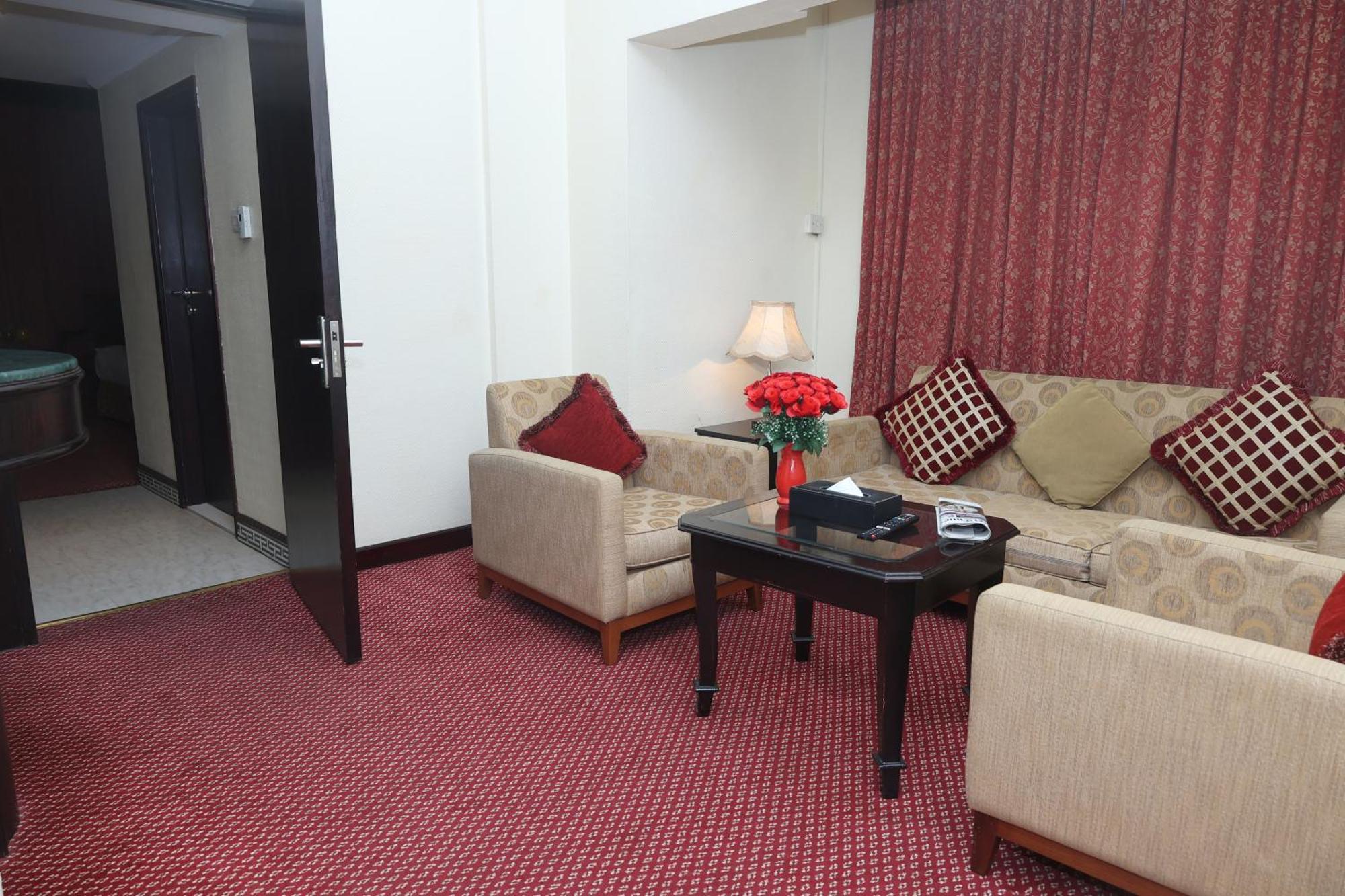 Claridge Hotel Dubaï Extérieur photo