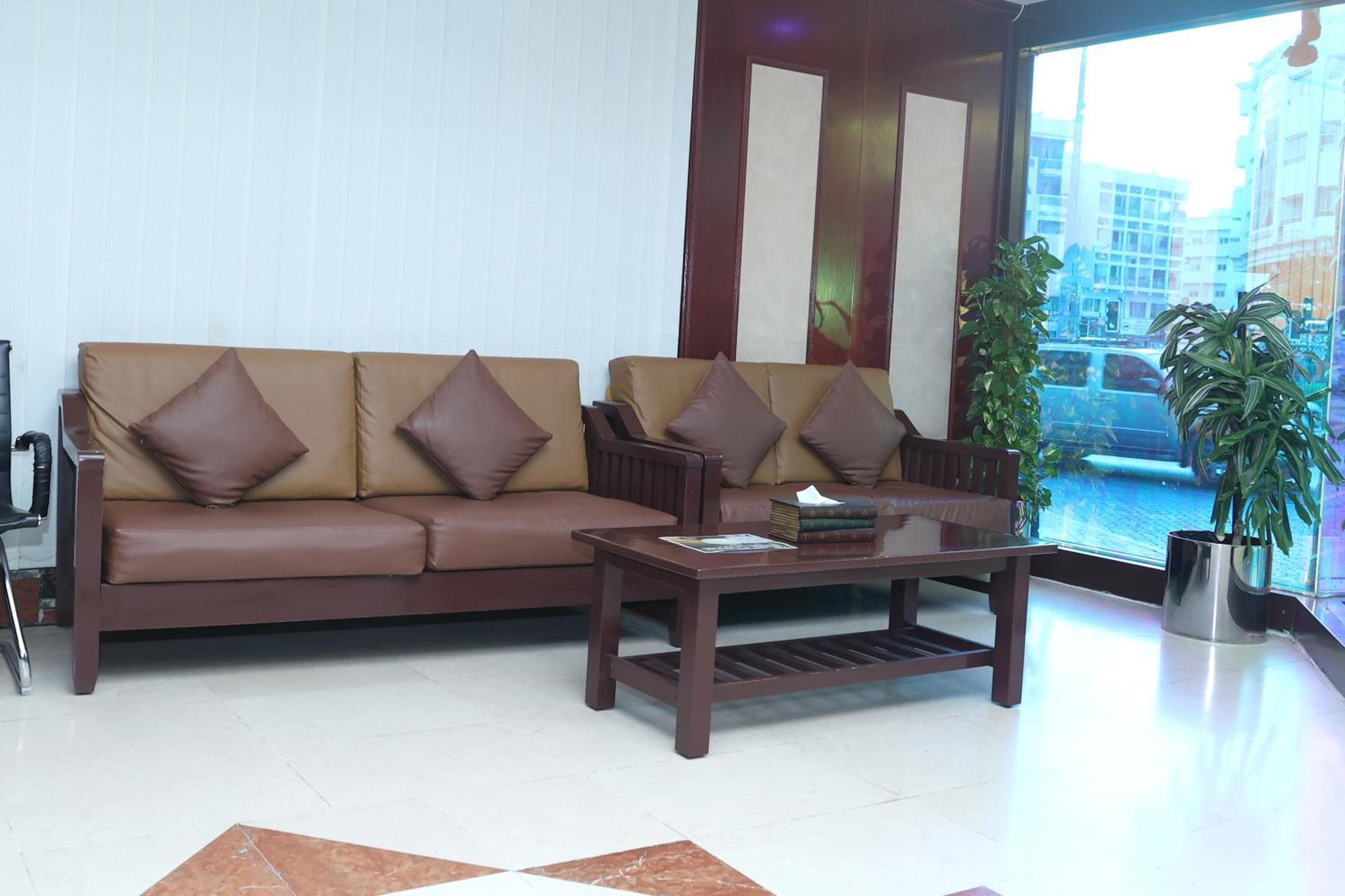Claridge Hotel Dubaï Extérieur photo
