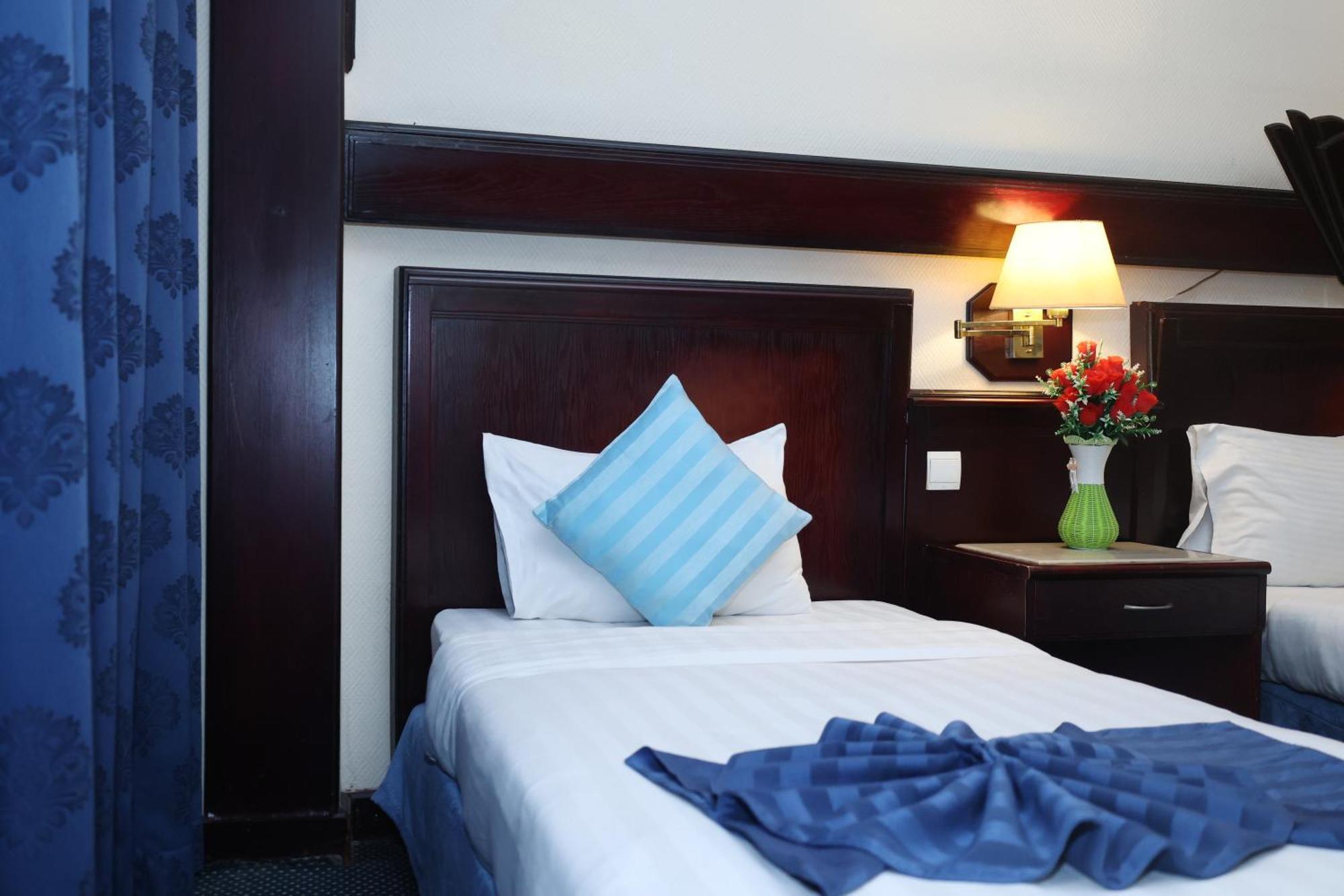 Claridge Hotel Dubaï Extérieur photo