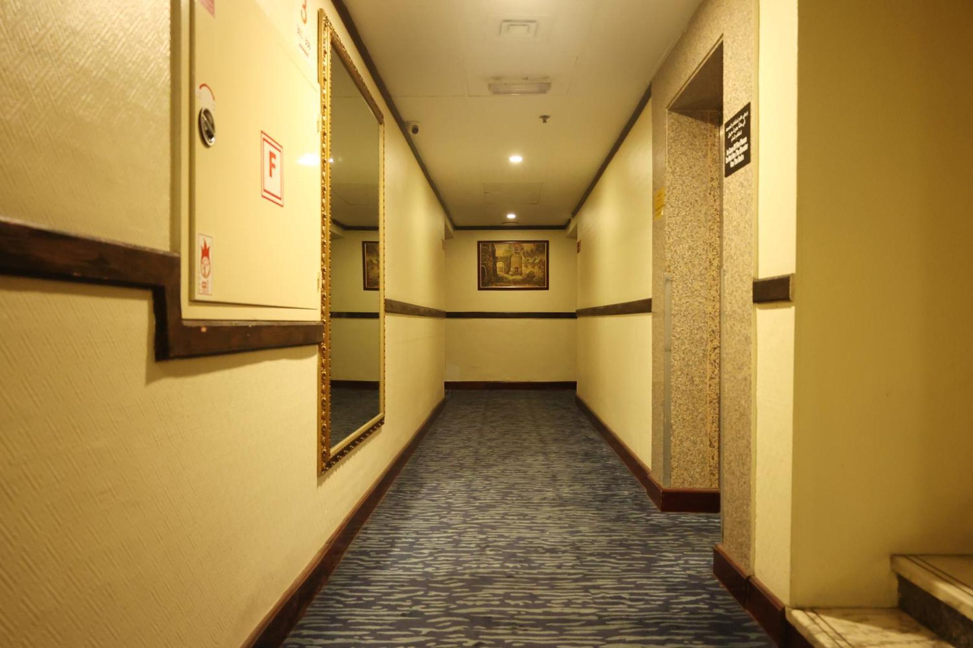 Claridge Hotel Dubaï Extérieur photo
